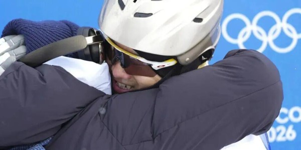 开云体育APP下载-第四金！王心迪与徐梦桃比翼双飞