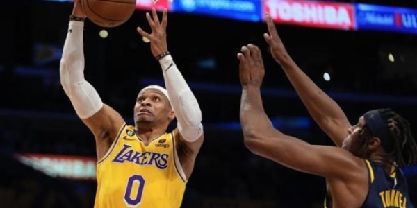 kaiyun-遭绝杀湖人输的不冤，教练和球员争相承担责任