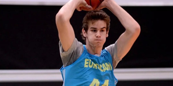 还记得他吗？第4顺位的欧洲天才，在NBA只打了4年，22岁彻底消失