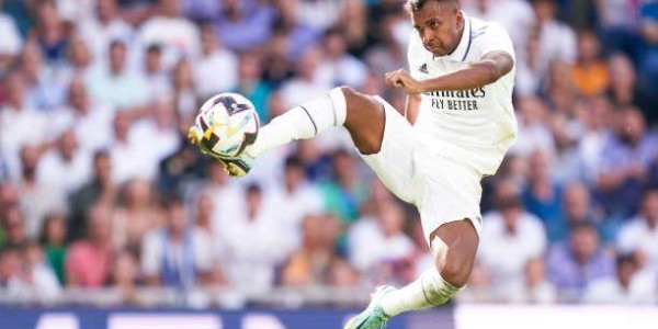 榜首之争无悬念 皇马村里的年轻人终于扛起大梁了