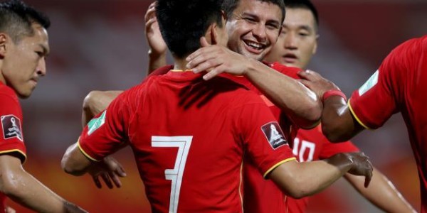 澳中12强赛：世界杯赛场4选1 或从梦断地重启梦想