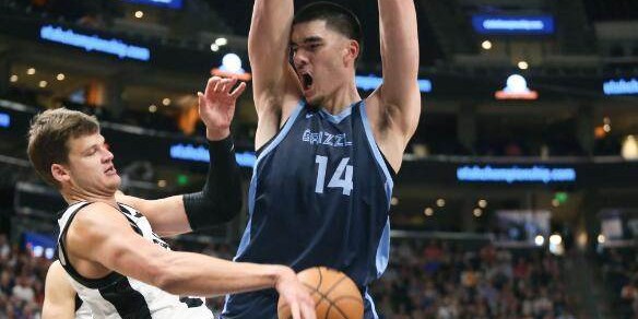 kaiyun-2米24华裔中锋看齐小加索尔？中国男篮无缘归化